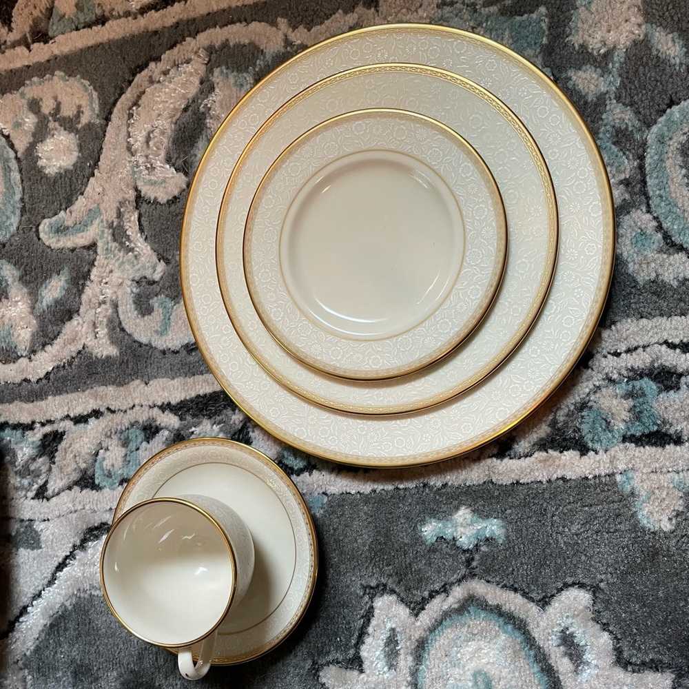 Lenox presidential collection capital garden